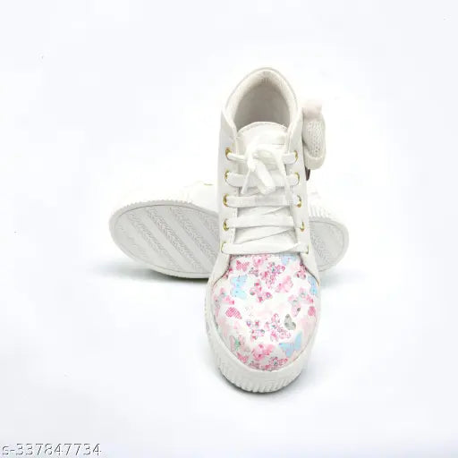 Synthetic leather casual shoes for girls, printed design, lace-up fastening, age-range: 2.5-10 years, Indian origin