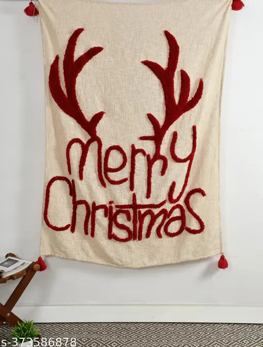 Handmade cotton tufted Christmas throw, soft & cozy for couches, Indian-crafted holiday decor