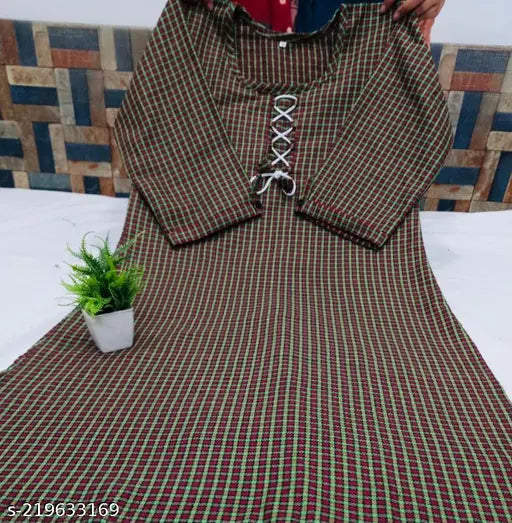 Stylish multicolor woolen kurti, three-quarter sleeves, checked pattern. Women's ethnic wear, woolen top wear. Indian handcrafted women's fashion