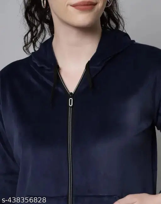 Navy blue velvet chain hoodie for girls, solid pattern, long sleeves, stylish winter crop jacket