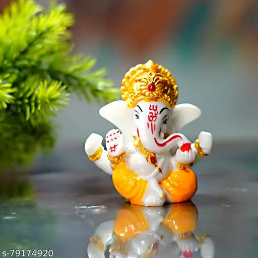 Two-faced crystal Ganesha statue, handcrafted from India, ideal for car dashboards and home temple decoration during Ganesh Chaturthi
