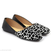 Tiger print synthetic leather ballerinas for women (India), black & closed back style