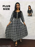 Plus size, soft cotton flared gown by ZP Brand in checked pattern, three-quarter sleeves, XXL (Bust 44in, Length 52in), Indian origin, 100% quality