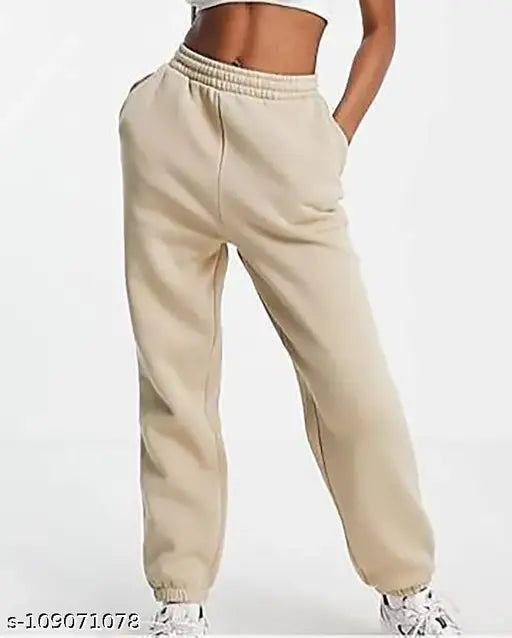 Comfortable cream cotton trousers with drawstring waist and flap pockets, women's regular fit, made in India