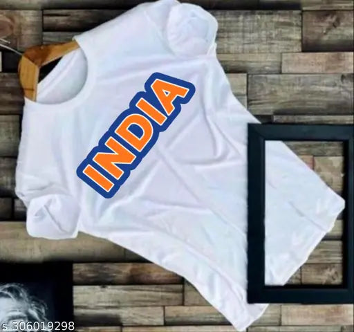 White polyester T-shirt with Indian print, premium quality and short sleeves for men and women