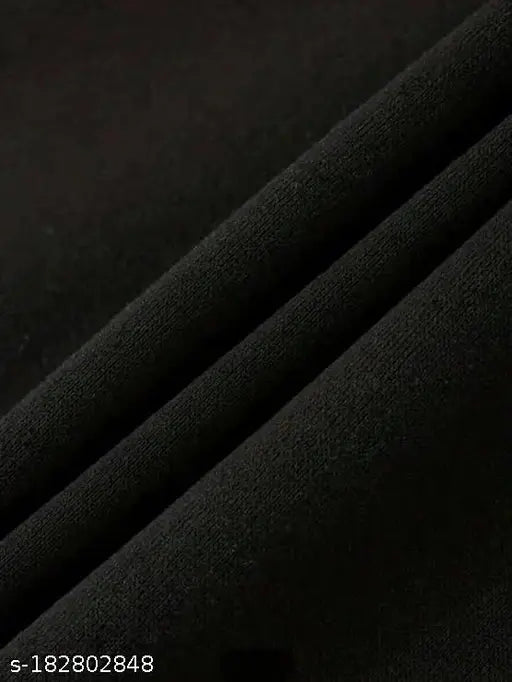 Black cotton Unisex Kids Hoodie with Free Fire Print, ideal for winter with long sleeves. Made of premium quality 180 GSM cotton, perfect for boys aged 9-16 years (sizes available: 34in/24in, 36in/25in, 38in/26in, 40in/27in). Origin: India