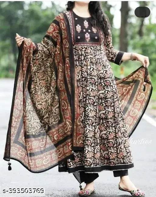 Rayon anarkali kurti set with pant and mulmul dupatta, printed pattern, three-quarter sleeves, women's Indian fashion for L, XL, XXL, XXXL, and 4XL sizes