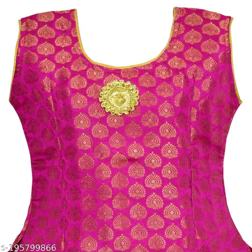 Cotton silk sleeveless lehenga choli set for kids, latest Indian pattu langa pavadai in solid zari woven pattern, 6-12 months size