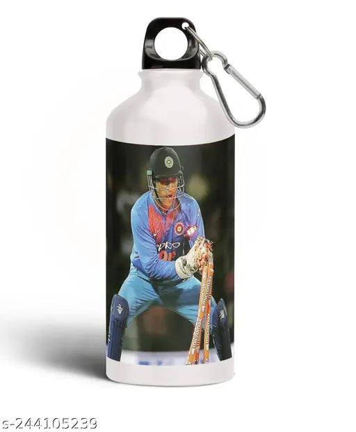MS Dhoni printed aluminum sipper bottle (750ml), ideal for cricket fans, office, school, gym, or traveling. Eco-friendly, BPA free, and long lasting