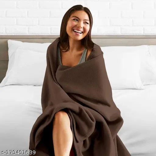 Soft polar fleece single warm/hot AC blanket, 60*90 inch, lightweight, travel-friendly, all-season use