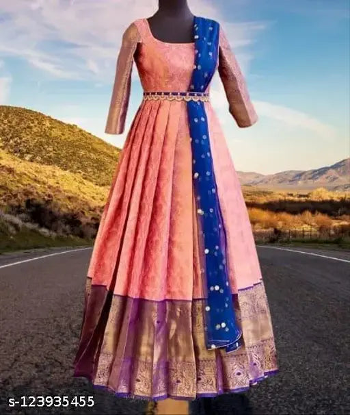 Fancy jacquard-patterned women's gown, modern style with Zari woven net, size XS to XXXXL, made in India