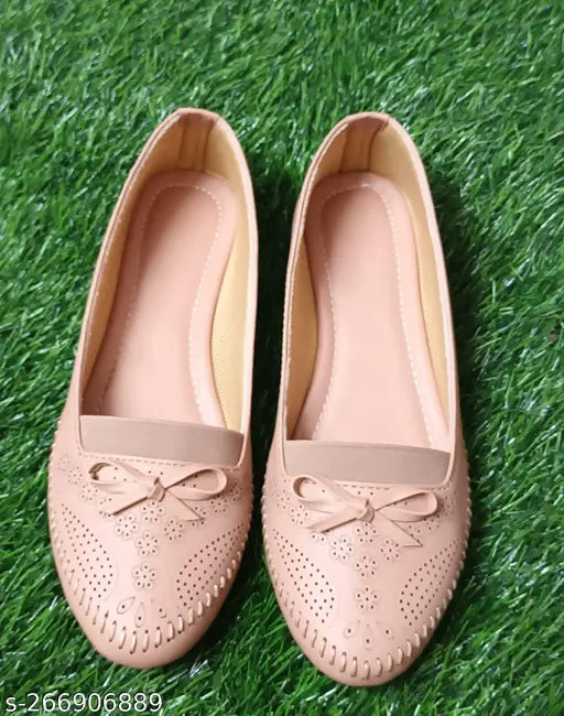Patent leather bellie sneakers, printed and versatile for casual or formal wear, ankle loop fastening - India