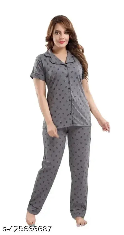 Stretchable cotton blend nightsuit for girls & women in printed net pattern, perfect for comfortable sleepwear