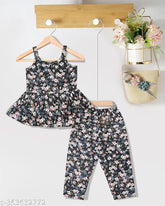 Printed Gils cloth set for kids, crepe dupatta-free A-line palazzos top & bottom set in sizes 3-4 Years - India