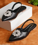 Stylish synthetic bellies sandals for women, trendy ethnic design with backstrap, vibrant colors, perfect for casual or party wear