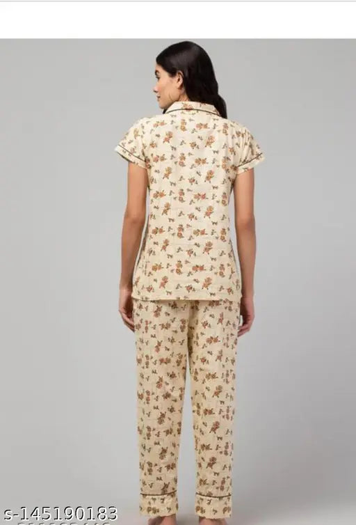 Cotton printed nightshirt pyjamas set, short sleeves, i Nightsuits on hanger