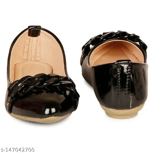 Soft synthetic leather ballet flats from Women Bellies Rn Collection, comfortable for any season, slip-on design with a flat sole