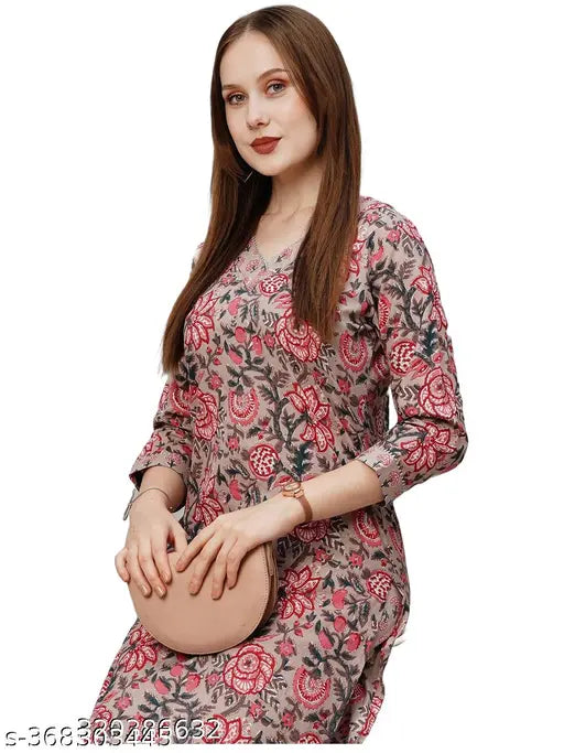 Blue cotton blend printed straight kurta with palazzos for women, featuring three-quarter sleeves and a vibrant Indian print. India-made fashion set available in S, M, L, XL, XXL sizes