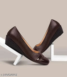 Patent leather women's/girls heel bellies, single pair with ankle loop fastening and EVA sole, available in sizes IND-3 to IND-8