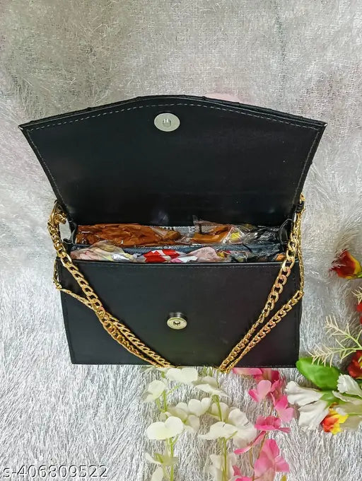 Stylish quilted PU handbag, golden chain strap, free size, canvas & leather, 2 compartments, ideal for casual occasions