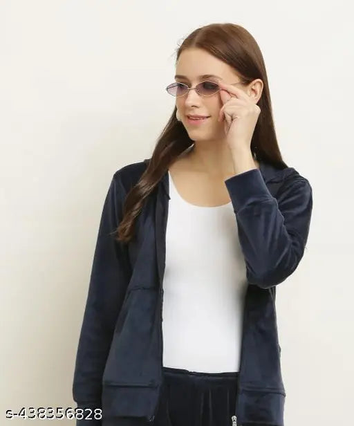 Velvet chain hoodie navy blue for girls, solid pattern, long sleeves, zipper detail, women's crop jacket, stylish and trendy, perfect gift for loved ones