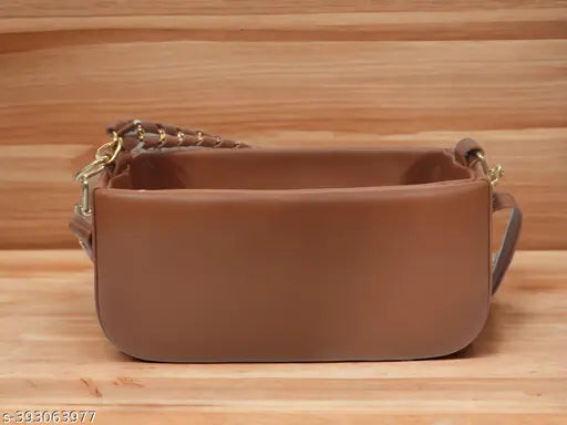 Synthetic solid-colored Vinsage sling bag, free size for women and girls, made in India