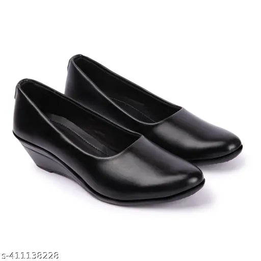 Synthetic mesh ballet flats, comfortable sole for women, India-made slip-on footwear fashion