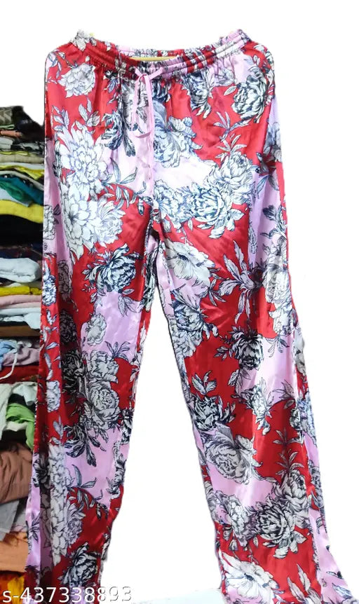 Modern satin above-knee pyjamas, modern sleepwear in various sizes (S, M, L, XL), Made in India