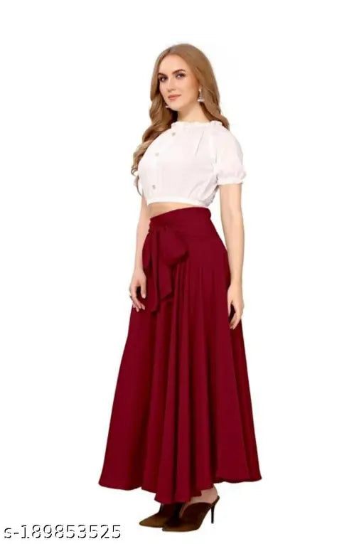 Dyed/washed net crepe dress with three-quarter sleeves, polyester top and bottom. Indian fashionable clothing set for women's sizes S, M, L, XL on display