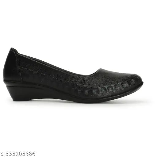 Textured synthetic ballerinas - T47-Black, stylish women's shoe for modern fashion