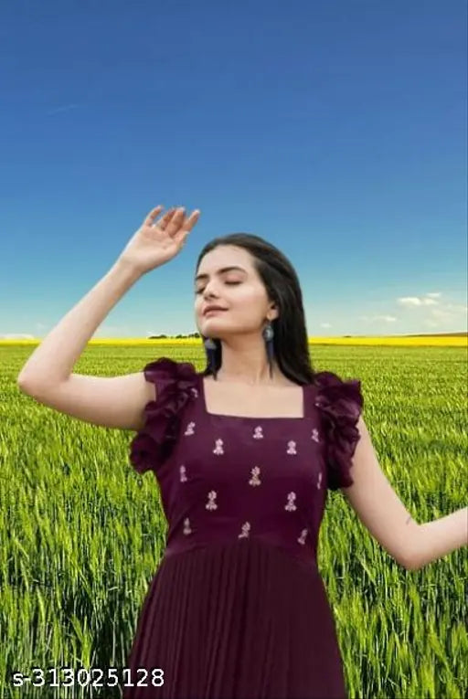 Embroidered net Georgette party gown, Indian-made evening wear (L, bust 40in, length 55in, shoulder 15in)