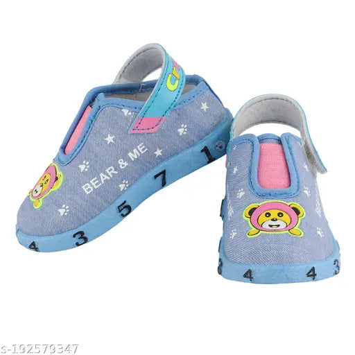 Suede and PU multicolor printed unisex casual sneakers for baby kids, chu chu sound sandals with velcro closure