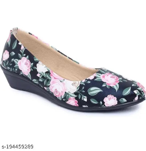 Patent leather Bellies sandal for women and girls in printed net pattern, slip-on design. (Size: IND-3 to IND-8) Made in India