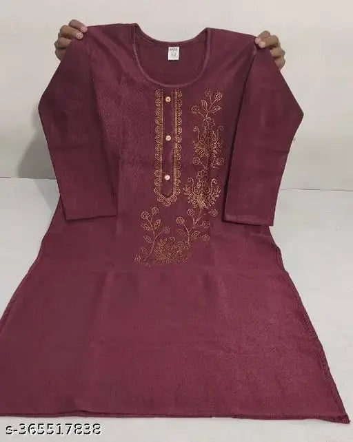 Women's three-quarter sleeve wool kurti, solid design for winter. High-quality Indian wool for warmth and style