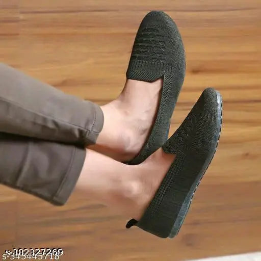 Mesh slip-on sneaker for women, textured design in sizes IND-5 to IND-9, super stylish comfortable belly
