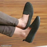 Mesh slip-on sneaker for women, textured design in sizes IND-5 to IND-9, super stylish comfortable belly