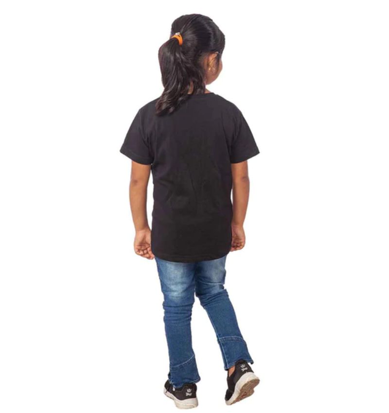 Girls cotton half-sleeve snowboard t-shirt black, perfect for cold weather winter sports