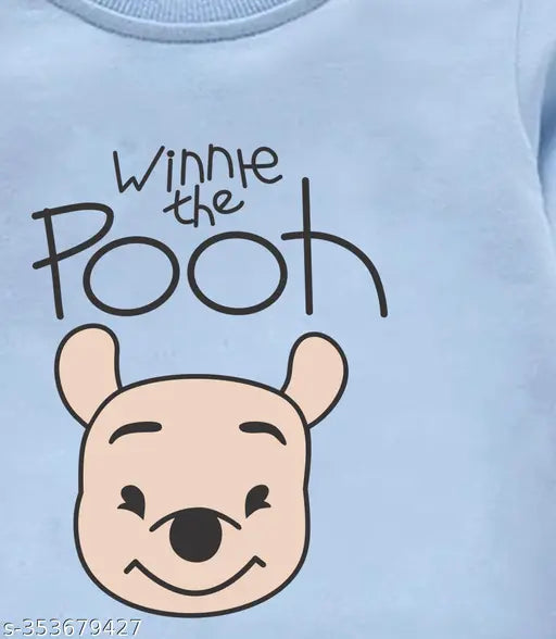 Kids winter wear stylish sweatshirt made of soft warm fabric.