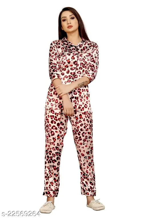 Trendy printed satin women's nightsuit with three-quarter sleeves, rich look, size S (32/34/28/40), made in India
