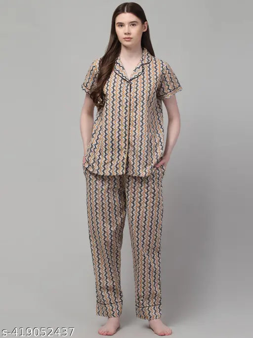 Printed cotton nightsuit for women, comfortable and stylish summer nightwear set with three-quarter sleeves