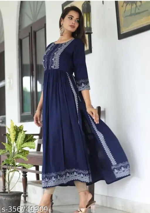 Rayon women's naira print kurti with three-quarter sleeves, Indian origin