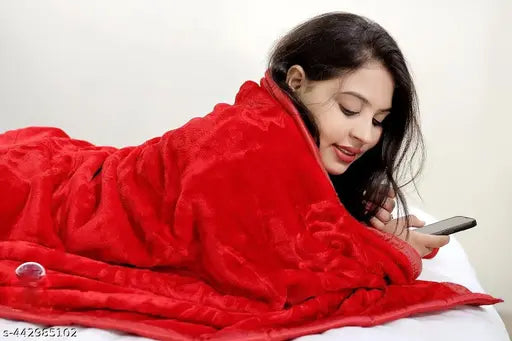 Red wool comforter, polycotton, floral print, 350 thread count, double bed size, ideal for heavy winter - thandi ka kambal
