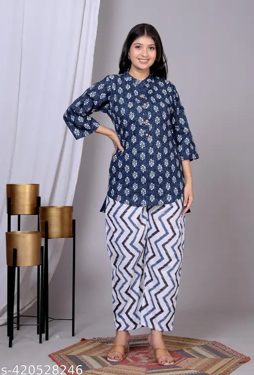 Printed cotton nightwear for girls, colorful pyjamas set with varying sizes M-XXXXL, made in India