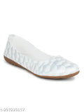 Synthetic Moonwalk Fashionable Ballerinas, slip-on style for casual wear, women's belly ballet shoes on display