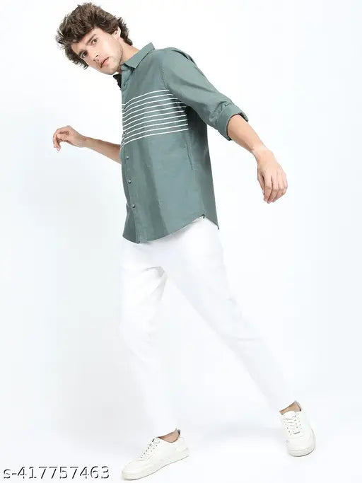 Men's white tapered jeans with blue stripe details