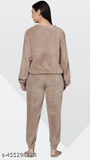 Woolen night suit, long-sleeved wool pajamas for men and women, warm comfort in soft grey tones