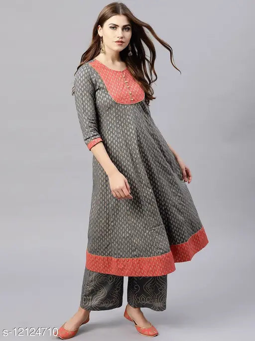 Women's long sleeves cotton kameez with front slit and ethnic motif
