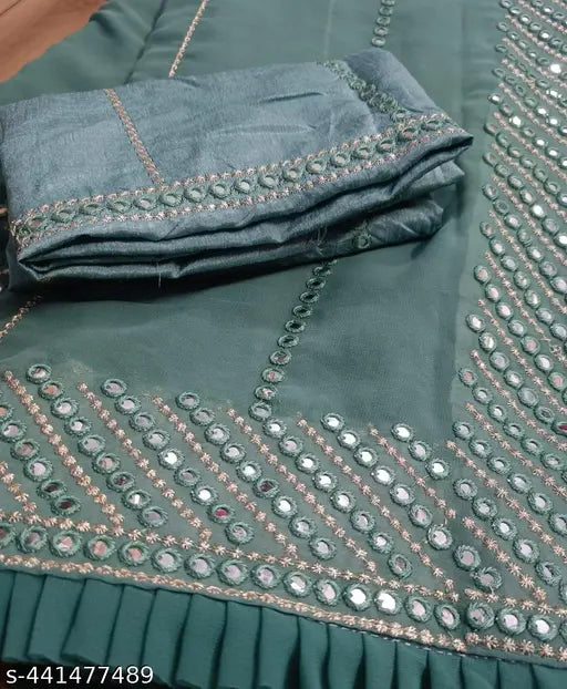 Elegant, 9mm sequined sari pallu with matching blouse, featuring Latest Trending Design, showcased on mannequin