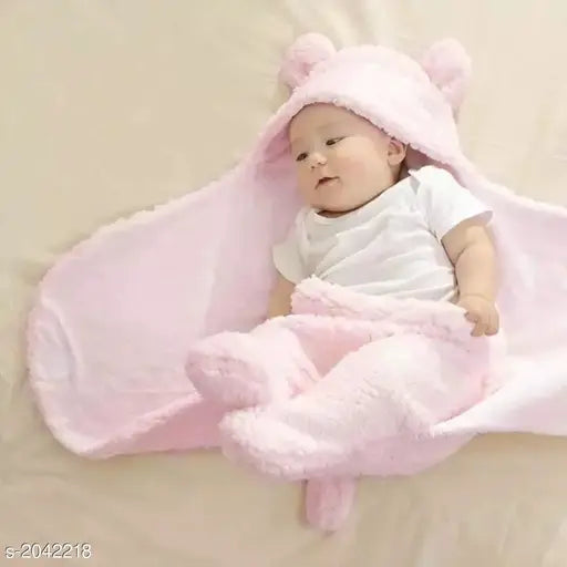 Soft flannel kids bathrobe, age group 0-6 months, Indian-made hooded design