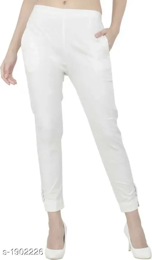 White cotton solid trousers